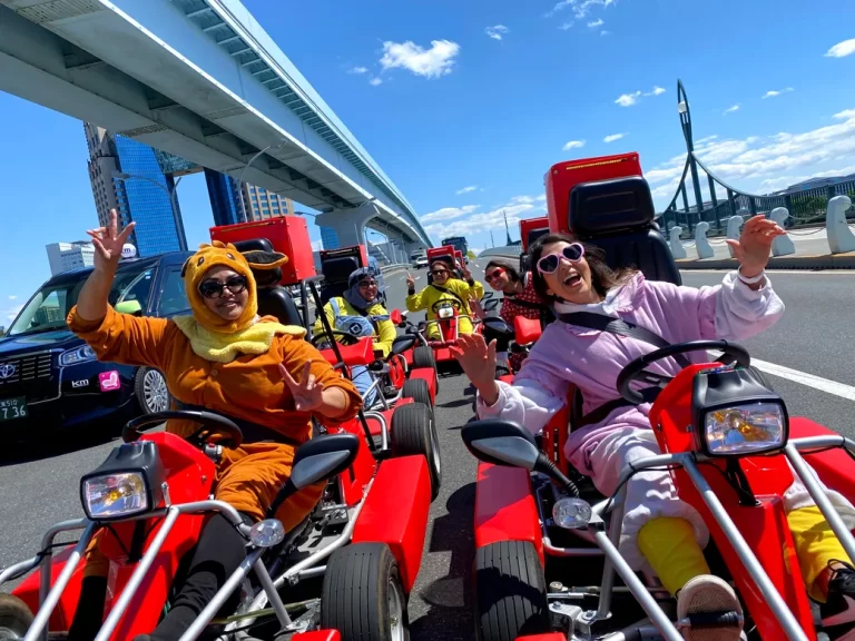 Osaka’s Fiery Autumn Leaves in November — Racing Through the Fall Streets by Street Kart